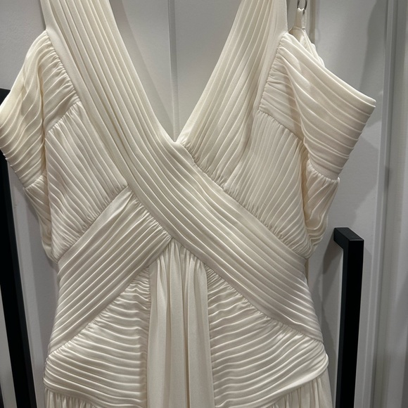 BCBG MAXAZRIA DRESS - Picture 3 of 6